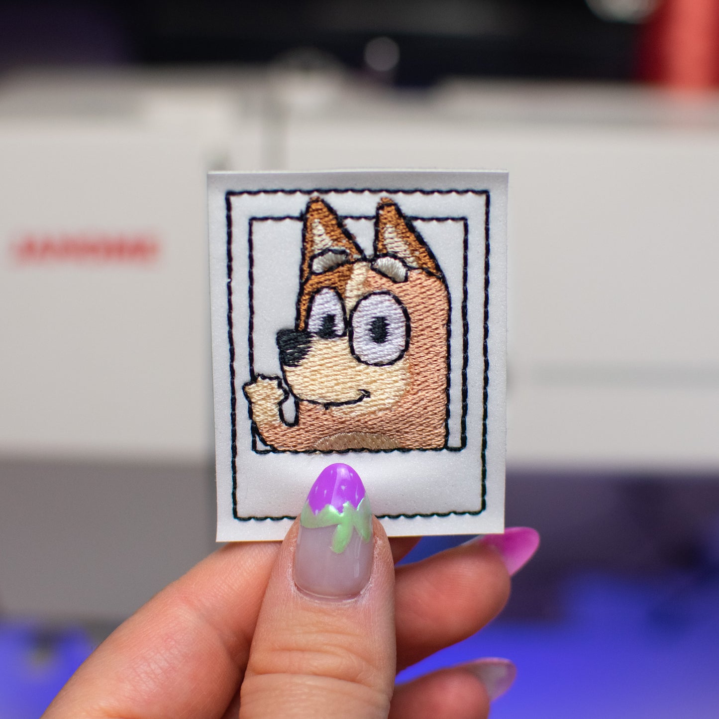 Mom Heeler Polaroid Feltie Embroidery Design