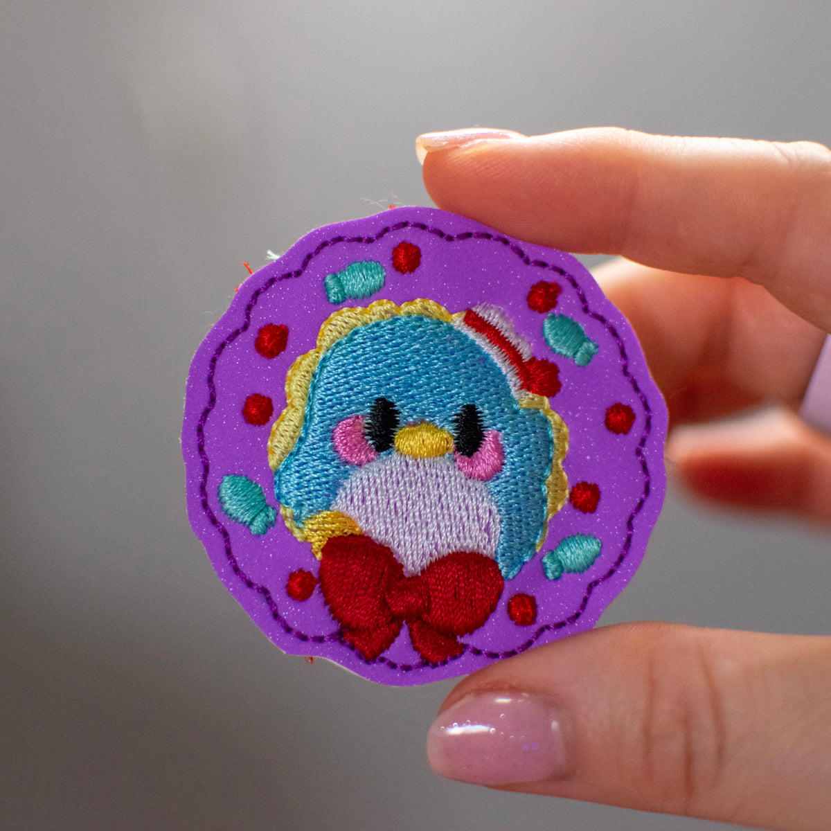 Penguin Girl Wreath Feltie Embroidery Design