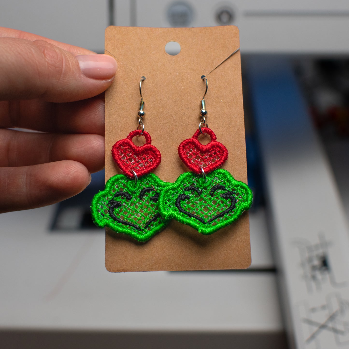 Grouch Heart Lace Earrings