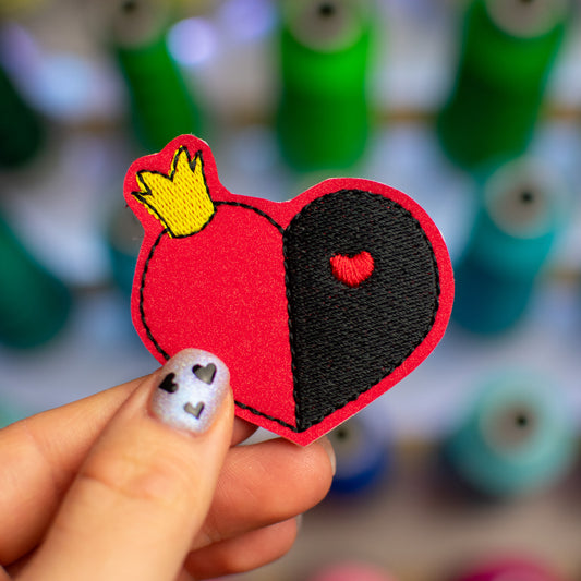 Queen of Hearts Heart Feltie Embroidery Design